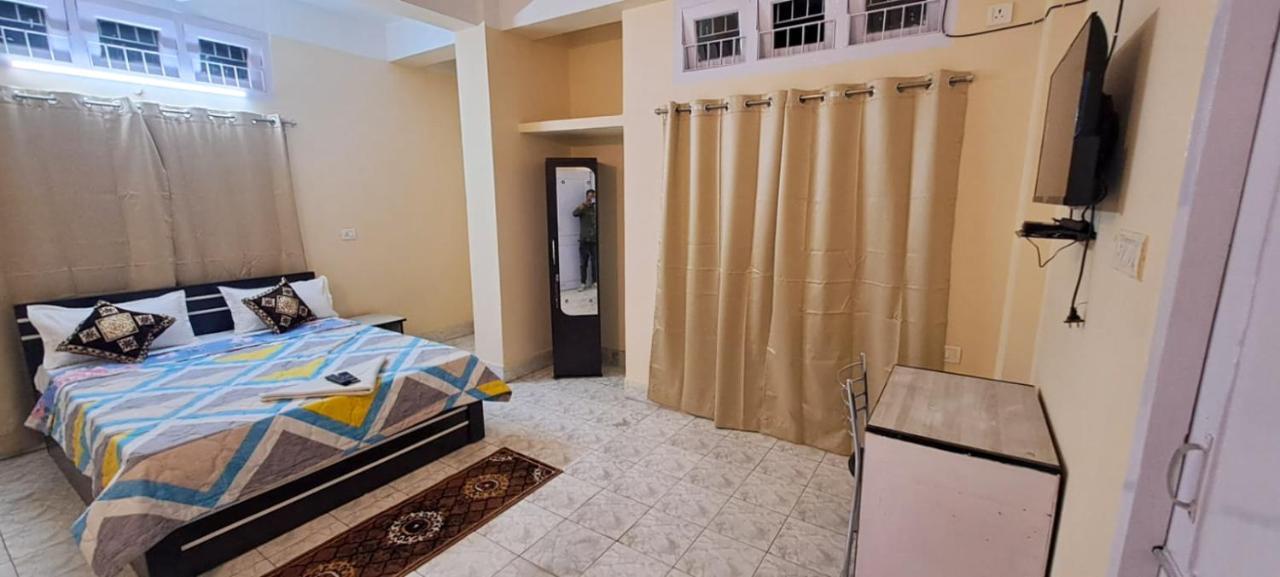 Green Vista Homestay Guwahati Esterno foto