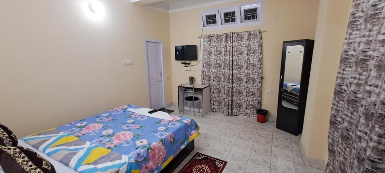 Green Vista Homestay Guwahati Esterno foto