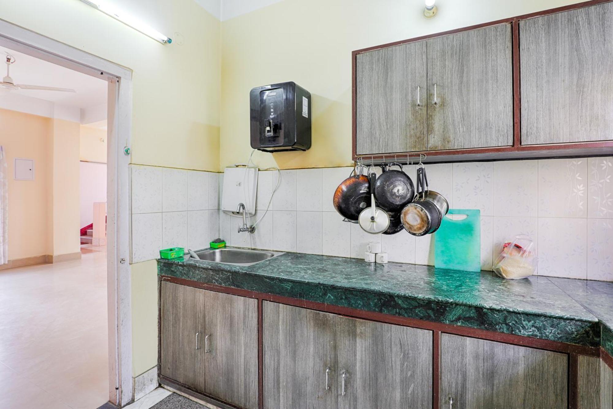 Green Vista Homestay Guwahati Esterno foto